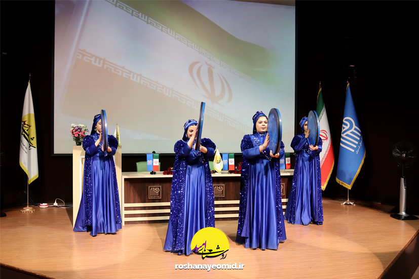 گزارش تصویری از مراسم قدردانی از مربیان «خانه روشنا» و معلمین داوطلب